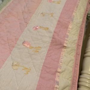 Full size comforter and shams